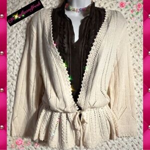 Rare vintage NWOT Nine West 49% wool cream colored crocheted cardigan Sz L.